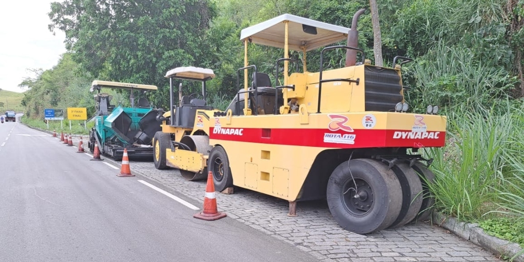 Trecho da RJ-116, em Macuco, está em sistema 'pare e siga' para realização de obras