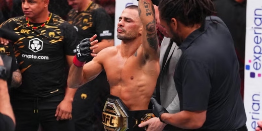 Orgulho de Arraial do Cabo: Alexandre Pantoja vence mais uma no UFC e mantém cinturão