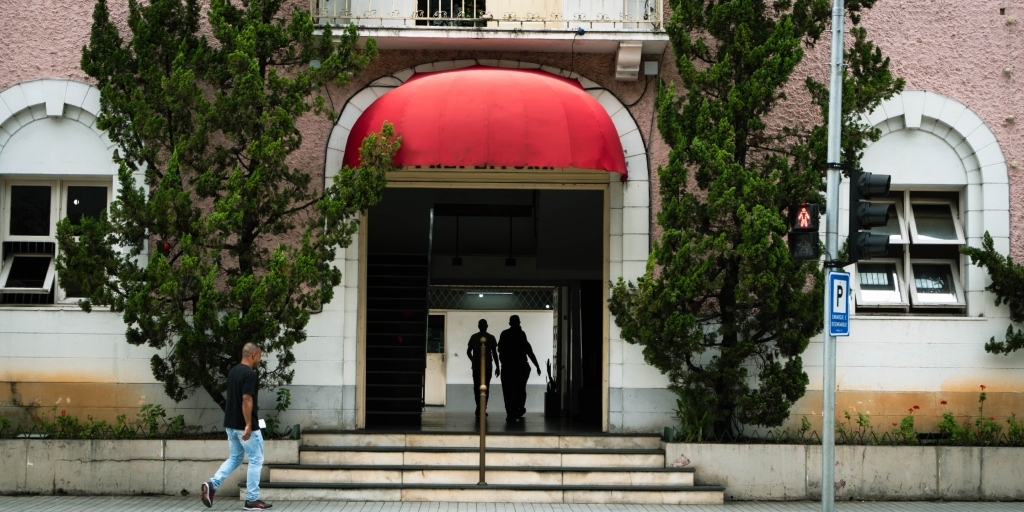 Prefeito de Nova Friburgo confirma reajuste em 5,4% nos salários dos servidores do magistério municipal