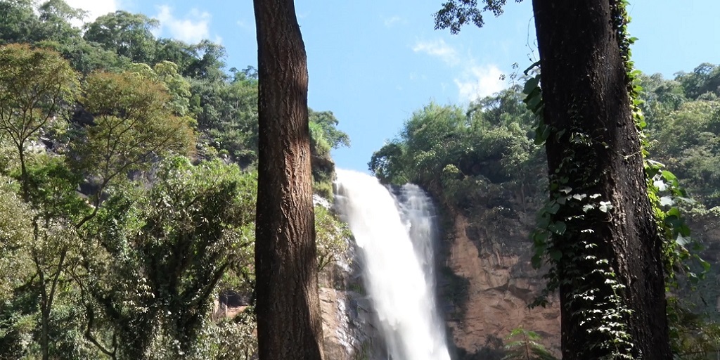 Cascata Conde D'Eu, em Sumidouro, é a maior queda d'água do estado do Rio de Janeiro