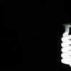Saiba como se proteger e evitar prejuízos com picos de luz e falta de energia