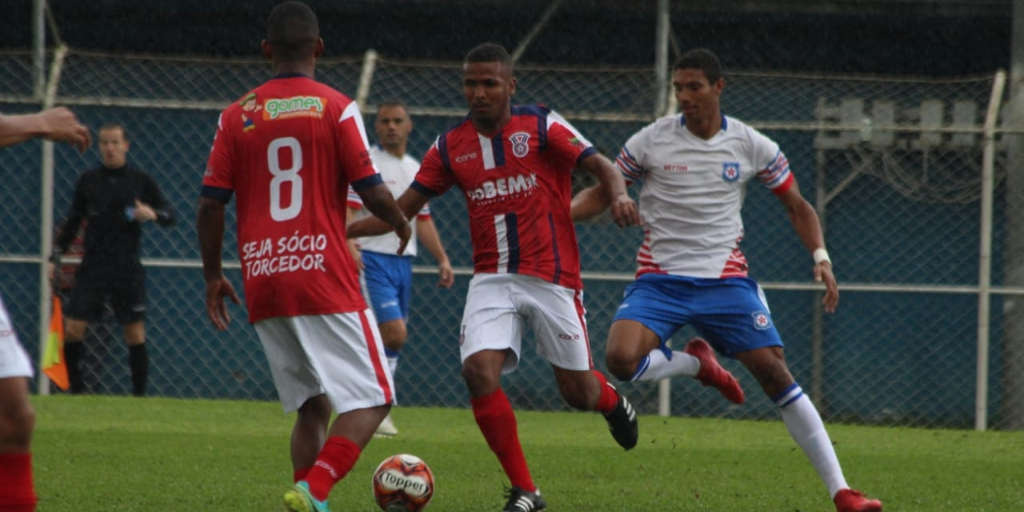 Para lavar a alma! Friburguense goleia o Gonçalense no Eduardo Guinle