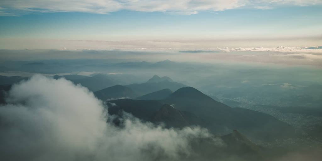 Nova Friburgo possui diversas opções para quem deseja se aventurar no caminho das trilhas