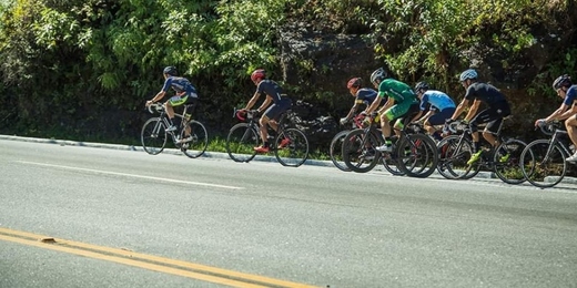 GP da Montanhas: ciclistas vão movimentar rodovia entre Cachoeiras de Macacu e Nova Friburgo