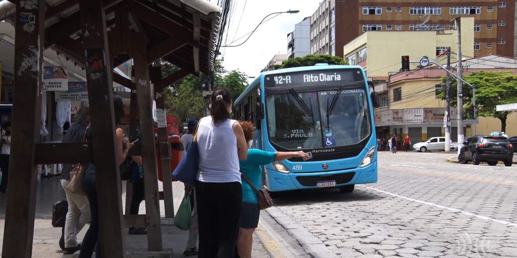 Fim da gratuidade: pessoas entre 60 e 64 anos voltam a pagar passagens de ônibus em Friburgo