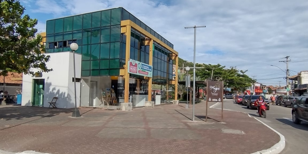 Que rua é essa? Falta de placas de identificação dificulta localização em Arraial do Cabo