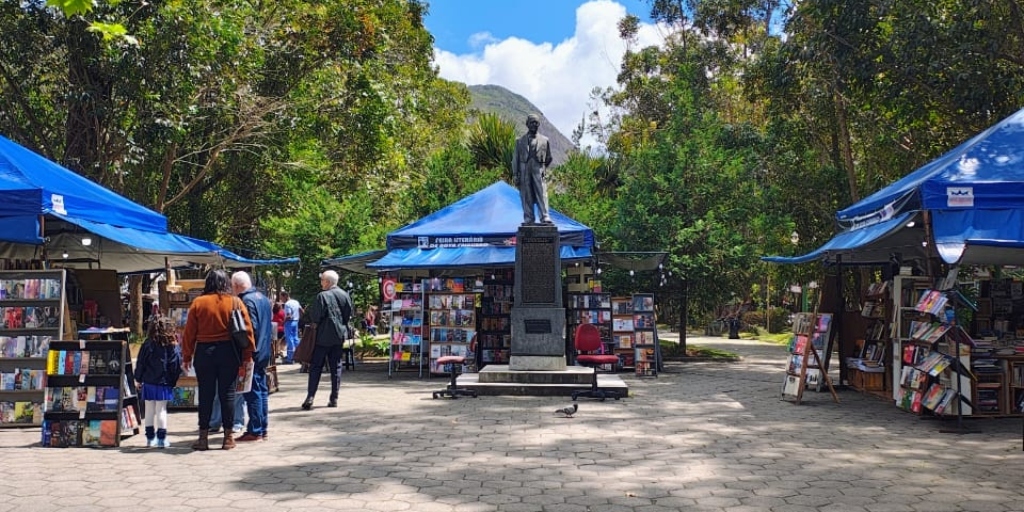 Feira Literária itinerante fica em Nova Friburgo até o fim de outubro