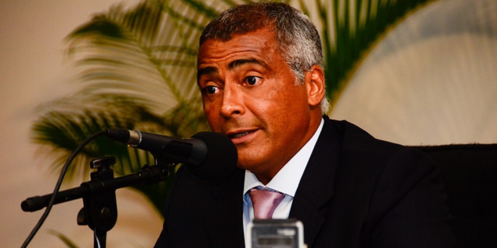 Romário deve devolver R$ 350 mil ao Tesouro Nacional