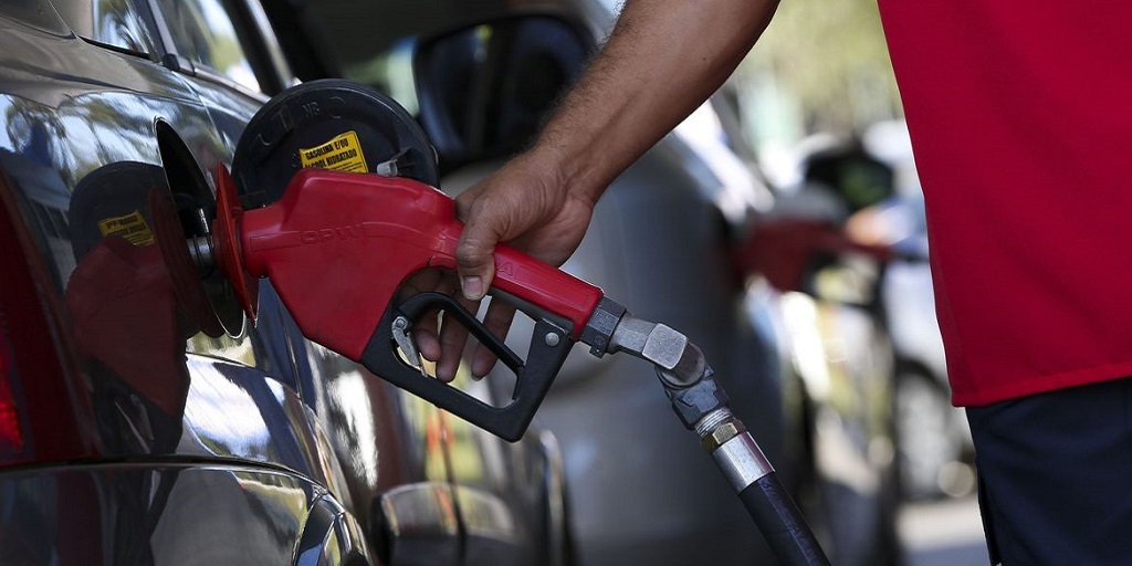 Petrobras reduz preços da gasolina e do diesel nas refinarias