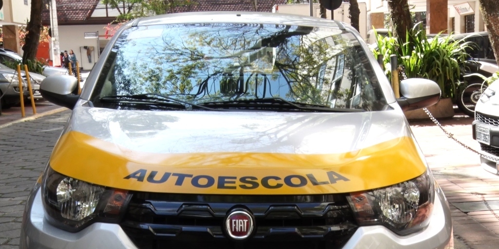 Detran-RJ volta a oferecer agendamento para exames práticos de habilitação