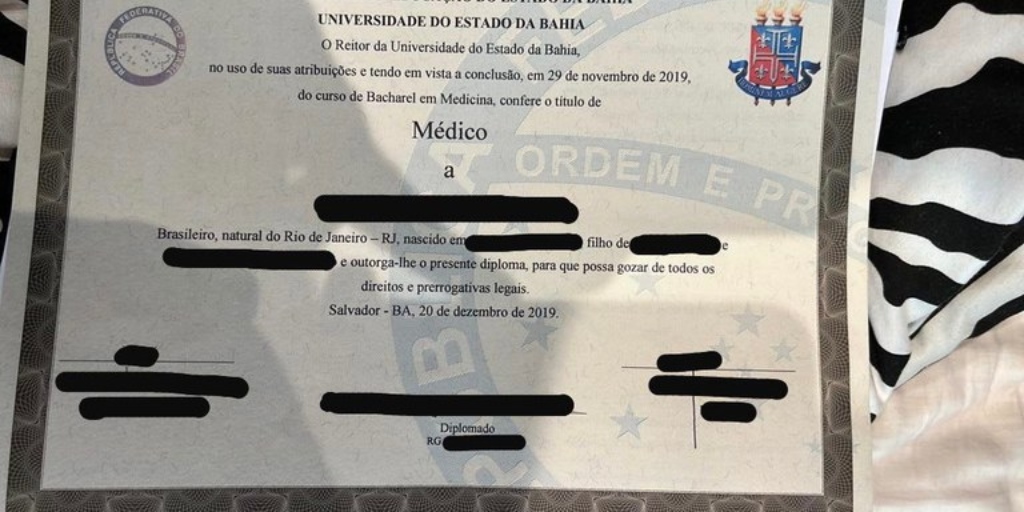 Criminosos falsificavam diplomas e históricos escolares de medicina