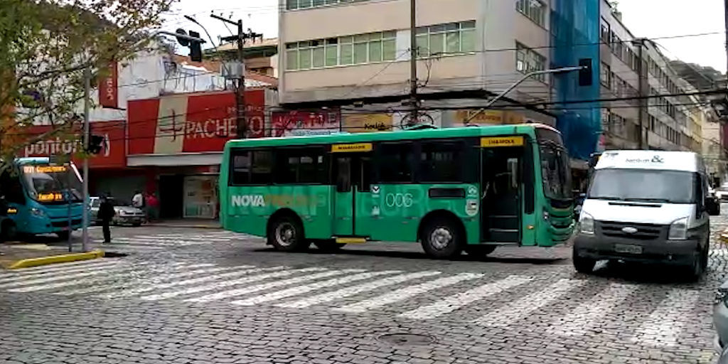 Mais um ônibus quebrado em Nova Friburgo