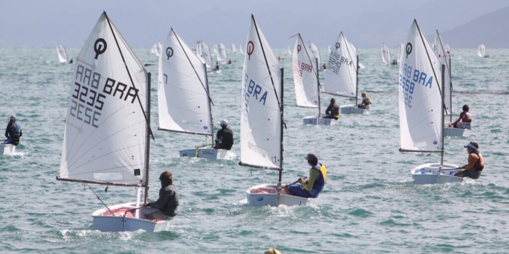 Armação dos Búzios recebe competição de vela a partir desta quarta-feira