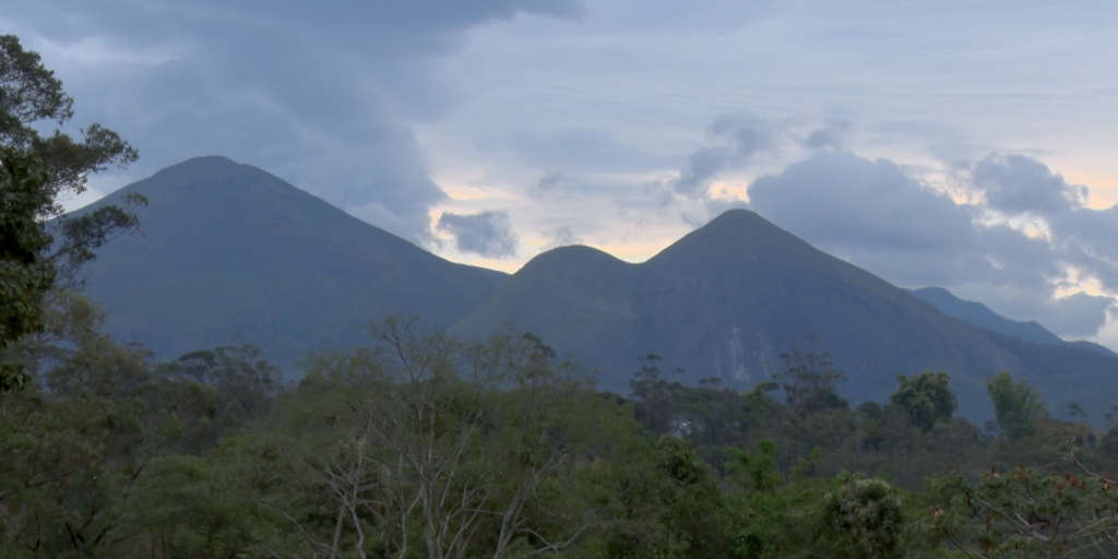 Esqueça o calorão dos primeiros dias de primavera!  Frente fria traz chuva e tempo encoberto