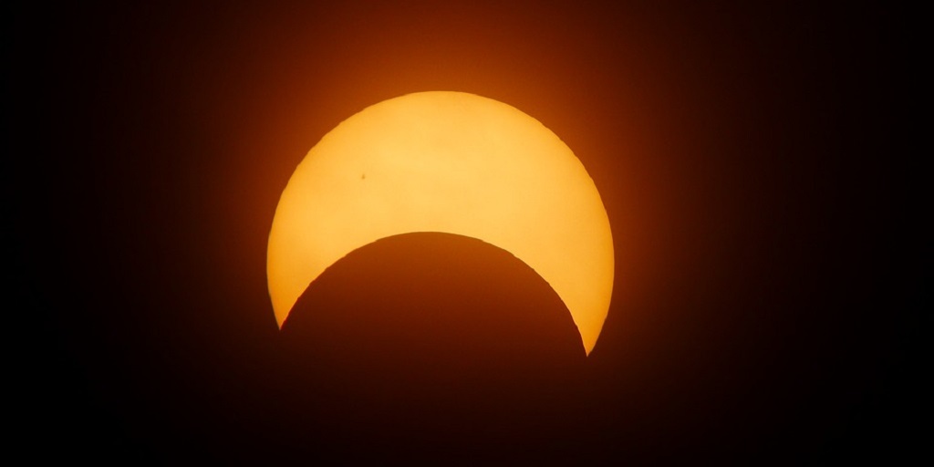 O eclipse solar é um evento que acontece duas vezes durante 2020, mas só poderá ser visto em uma delas no Brasil 