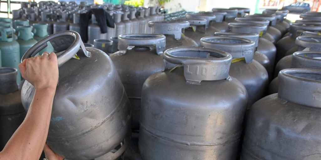 Governo do estado sanciona lei que dá isenção de ICMS na venda de botijão de gás