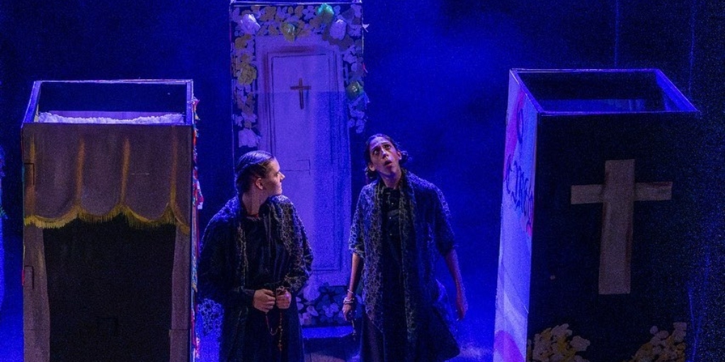 Teatro Municipal Laércio Rangel Ventura tem peça em cartaz
