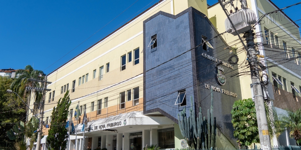 Audiência pública na Câmara de Nova Friburgo discutirá direitos de trabalhadores da rede municipal de educação