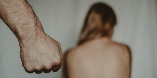 Leis de enfrentamento à violência doméstica contra a mulher são aprovadas no RJ