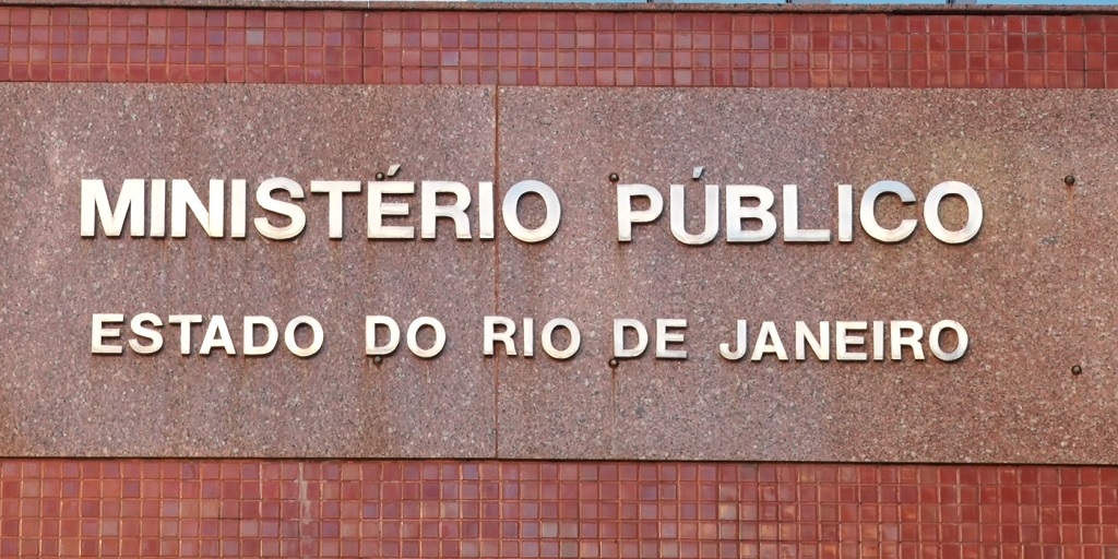 Ministério Público pede que Justiça obrigue Cabo Frio a construir abrigos em pontos de ônibus 