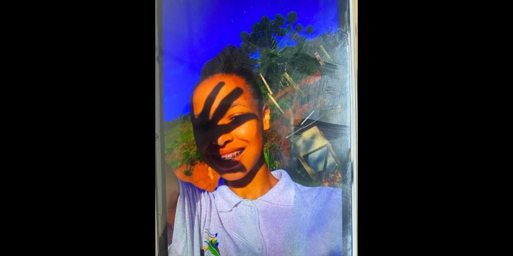 Segundo a Polícia Civil, esta seria a última foto da adolescente antes do desaparecimento