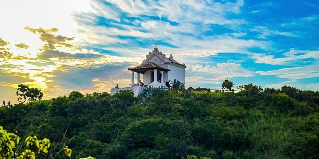 Capela de Nossa Senhora da Guia, erguida em 1740