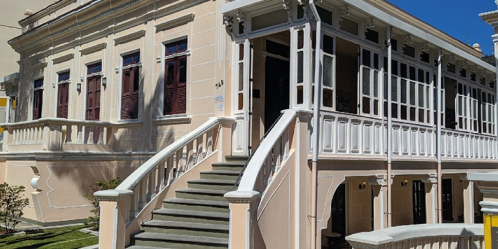 Ana de Oliveira e Sérgio Raz apresentam 'Armoriando: Concerto para Ariano Suassuna' no Sesc Teresópolis