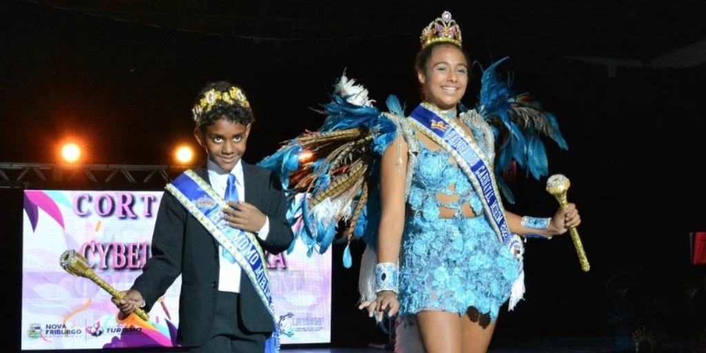 Os pequenos Miguel e Cybelle foram eleitos a Corte Mirim 2022