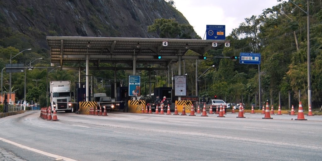 Cerca de 160 mil veículos devem passar pela RJ-116 durante o feriadão da Semana Santa