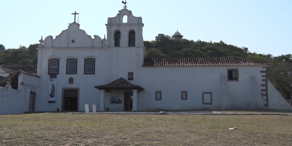 Visitante poderá conhecer acervo centenário do antigo convento e visitar exposições de artistas da região