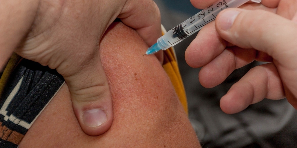 Friburgo cadastra profissionais de saúde que ainda não foram vacinados contra a Covid-19