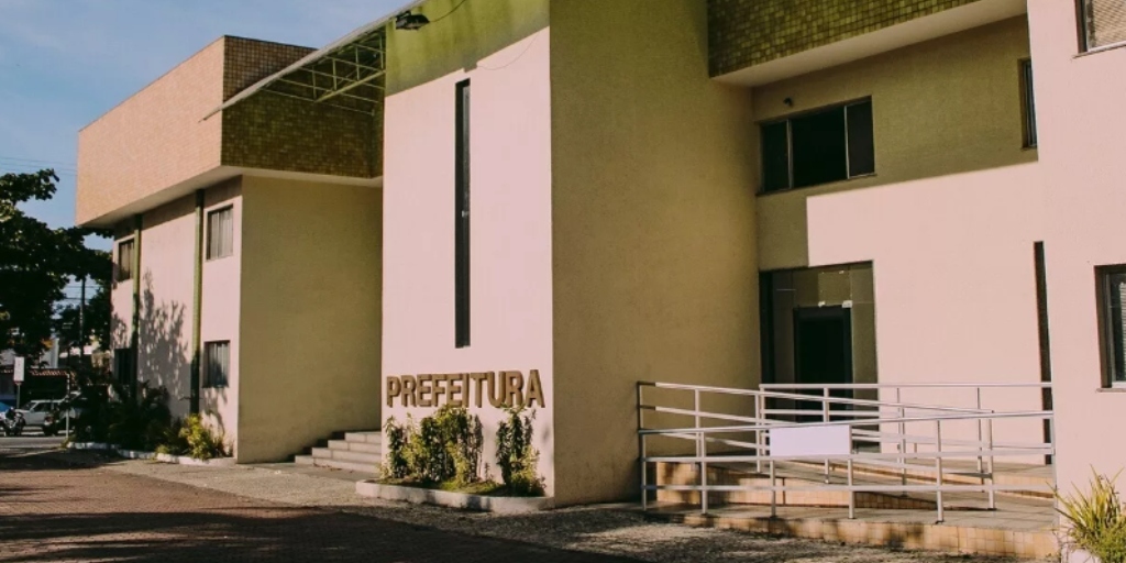 Cabo Frio extingue cinco secretarias e anuncia ajuste administrativo após previsão de queda nos royalties