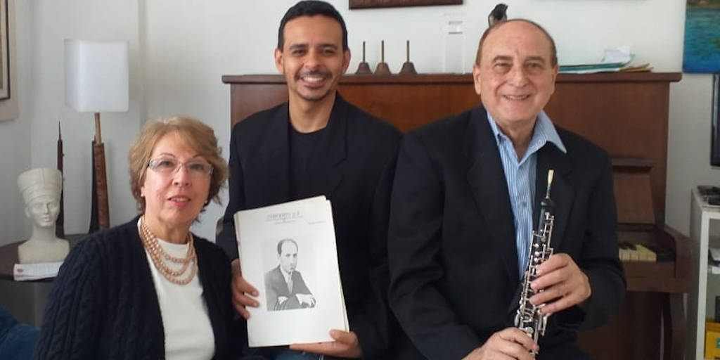 Fundação Educacional Serra dos Órgãos recebe tributo a músico americano neste sábado