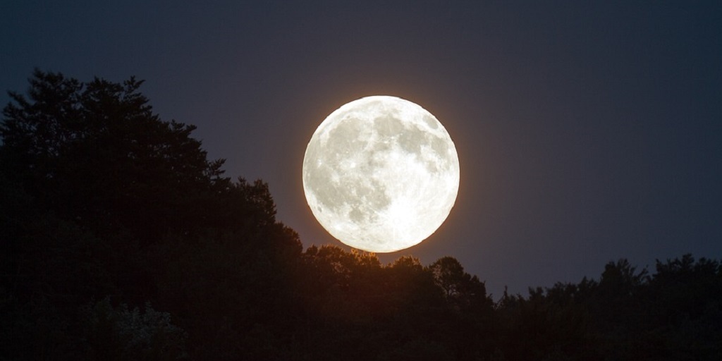 Última superlua do ano aparece nesta quarta-feira, 20 de março