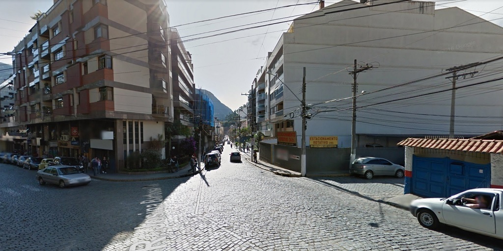 Ruas do Centro de Nova Friburgo vão ter semáforos instalados e mão dupla