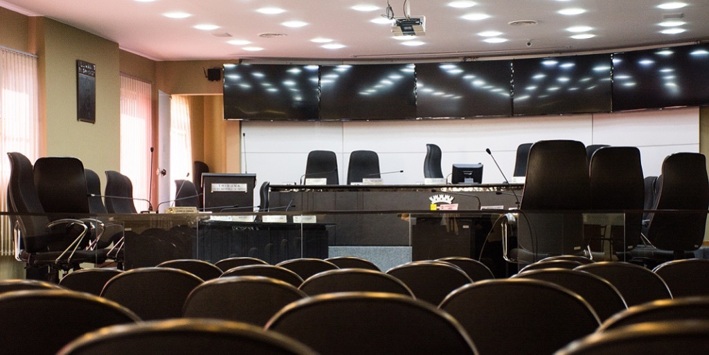 Justiça impede Câmara de votar contas da Prefeitura de Nova Friburgo referentes a 2018