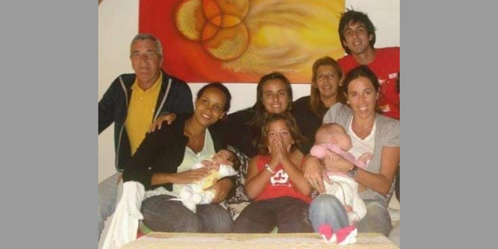 União entre famílias brasileiras e argentinas - Da esquerda para direita: Eduardo (pai), Natália (mãe do Martin), Cecilia (irmã), Felipe (sobrinho), Olga (mãe), Jorge Sorrentino, Laura (irmã) e Juanita (sobrinha)
