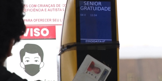 Decisão da Justiça mantém ônibus rodando em Friburgo sem gratuidade para pessoas com menos de 65 anos