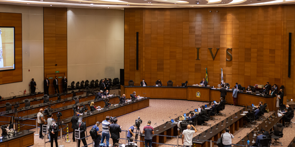 Tribunal Especial Misto sorteia relator e aprova processo de impeachment contra Witzel