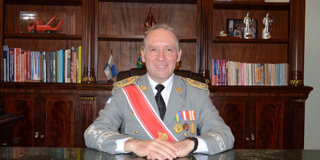 Justiça do Rio rejeita ação civil pública contra o comandante dos Bombeiros Roberto Robadey