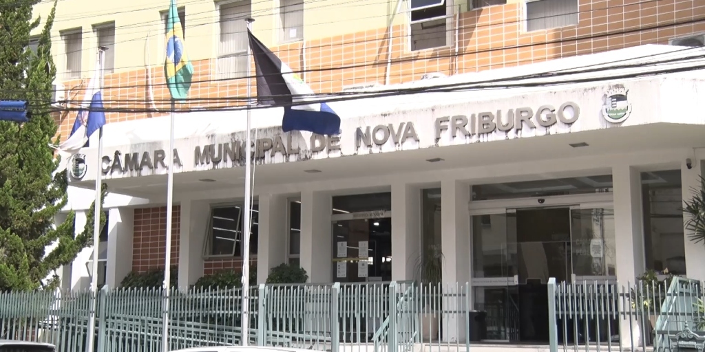 Câmara de Friburgo vota mudanças na Lei Orgânica e aprova contratação de médicos por O.S´s 