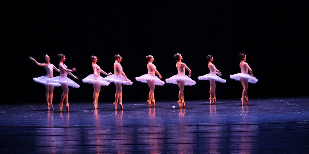 Teresópolis possui 150 vagas para aulas gratuitas de ballet, jazz, zumba, pintura e desenho