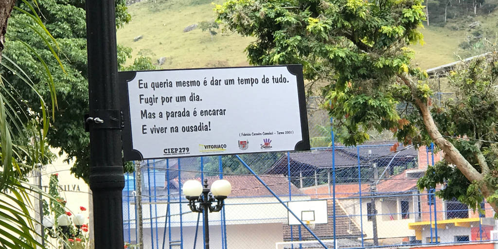 Alameda da Poesia é inaugurada na praça Nilo Peçanha, em Trajano de Moraes