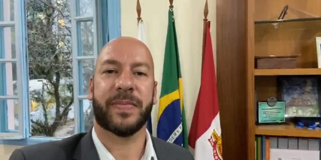 Após se recuperar da Covid-19, prefeito de Teresópolis diz que 'prepara recuperação da economia'; veja vídeo