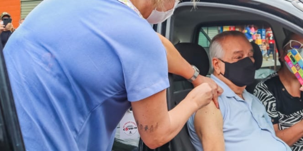 Teresópolis vacina contra a Covid-19 pessoas de 64 e 63 anos nesta terça e quarta