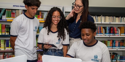 Governo do Estado lança plataforma Enem RJ para preparar estudantes da rede estadual