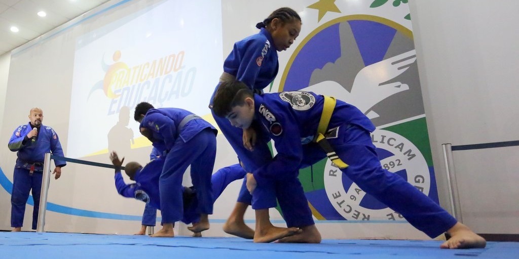 Escolas estaduais passarão a ter aulas de artes marciais