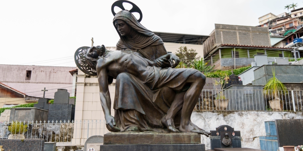 Cemitério São João Batista é considerado um dos maiores de Nova Friburgo