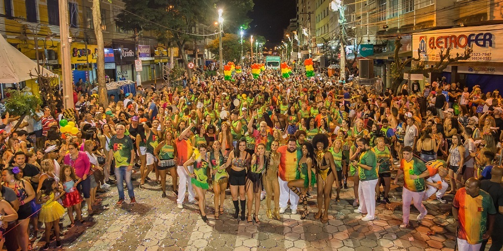 Alguns blocos de embalo de Friburgo ainda não receberam verba prometida pela Liga