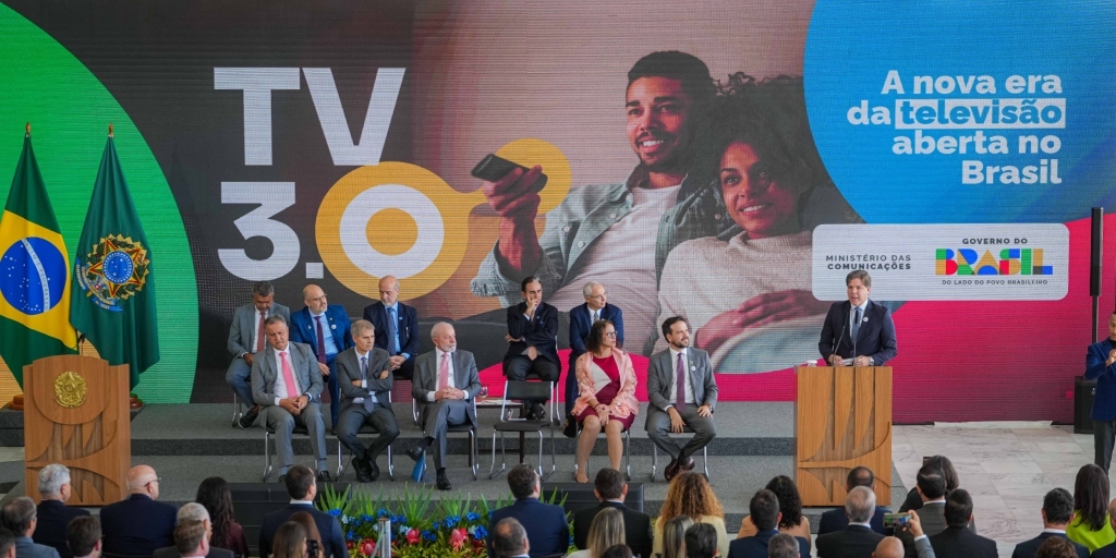Decreto do governo federal institui a TV 3.0, que une televisão e internet